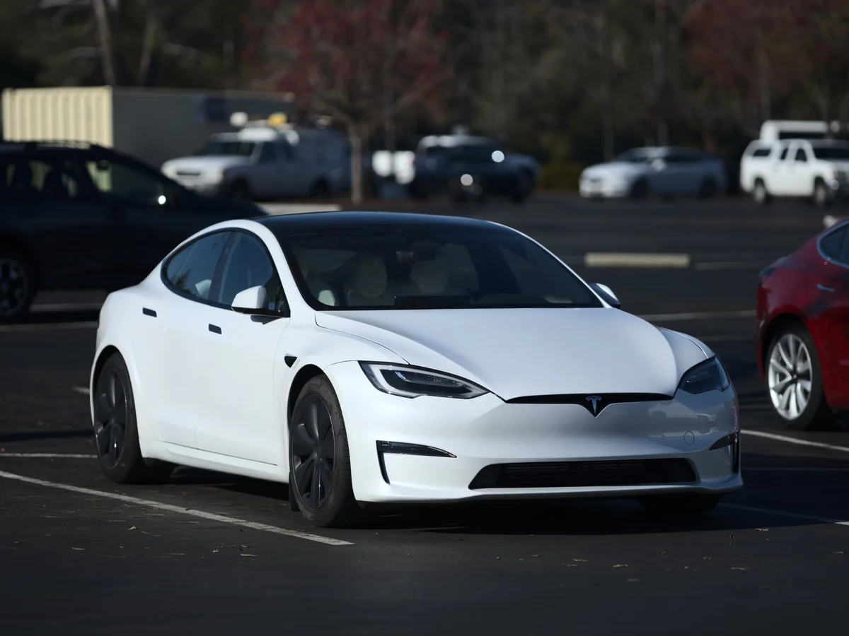 Real Tesla Model S showing its wheels